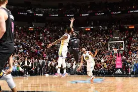 华体会在线入口 -包含风云突变！上海久事今夜绝杀压哨，葡超版图或变，态度坚定，控场能力受关注的词条